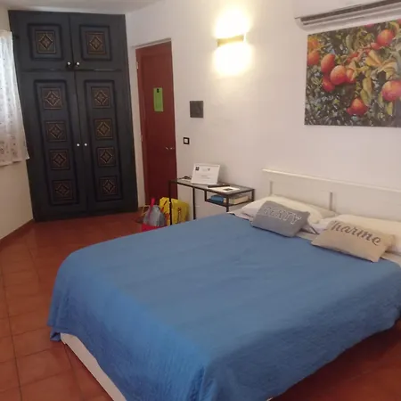 Nyaraló Tok Tok Taormina
